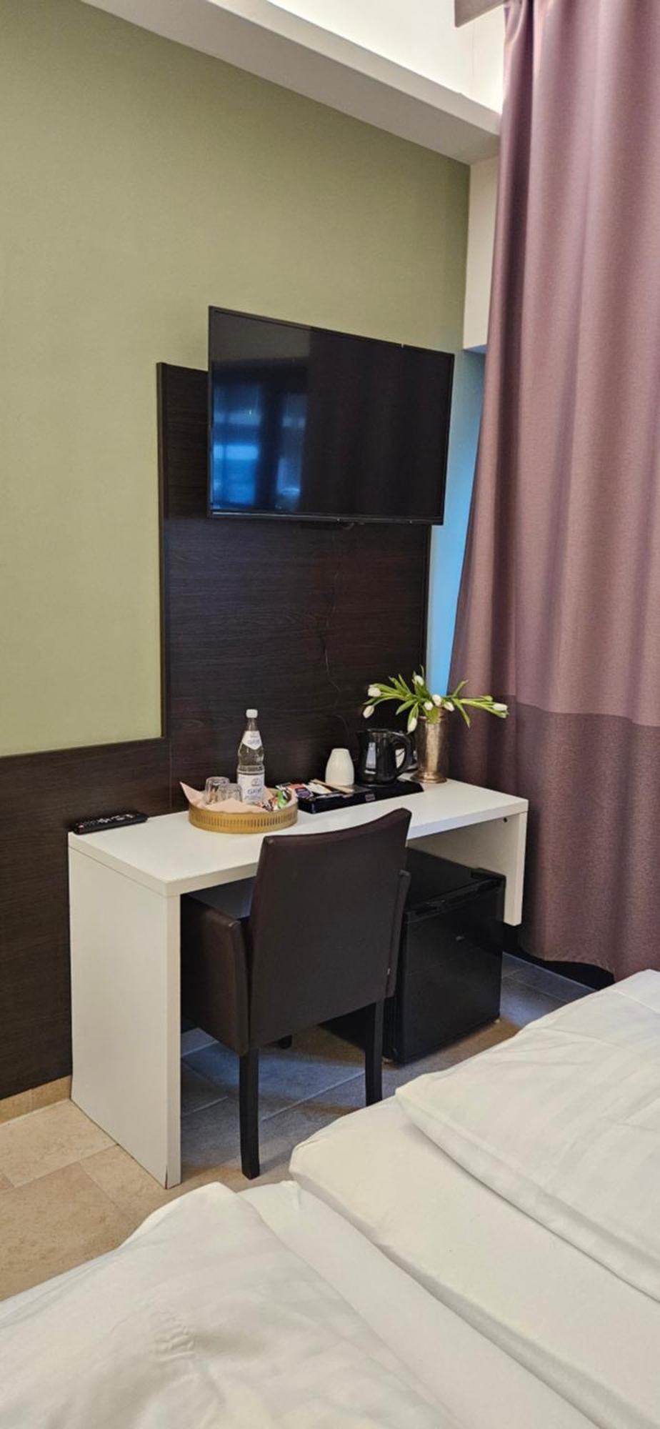 Apartment Hotel Citylight Colonia Esterno foto