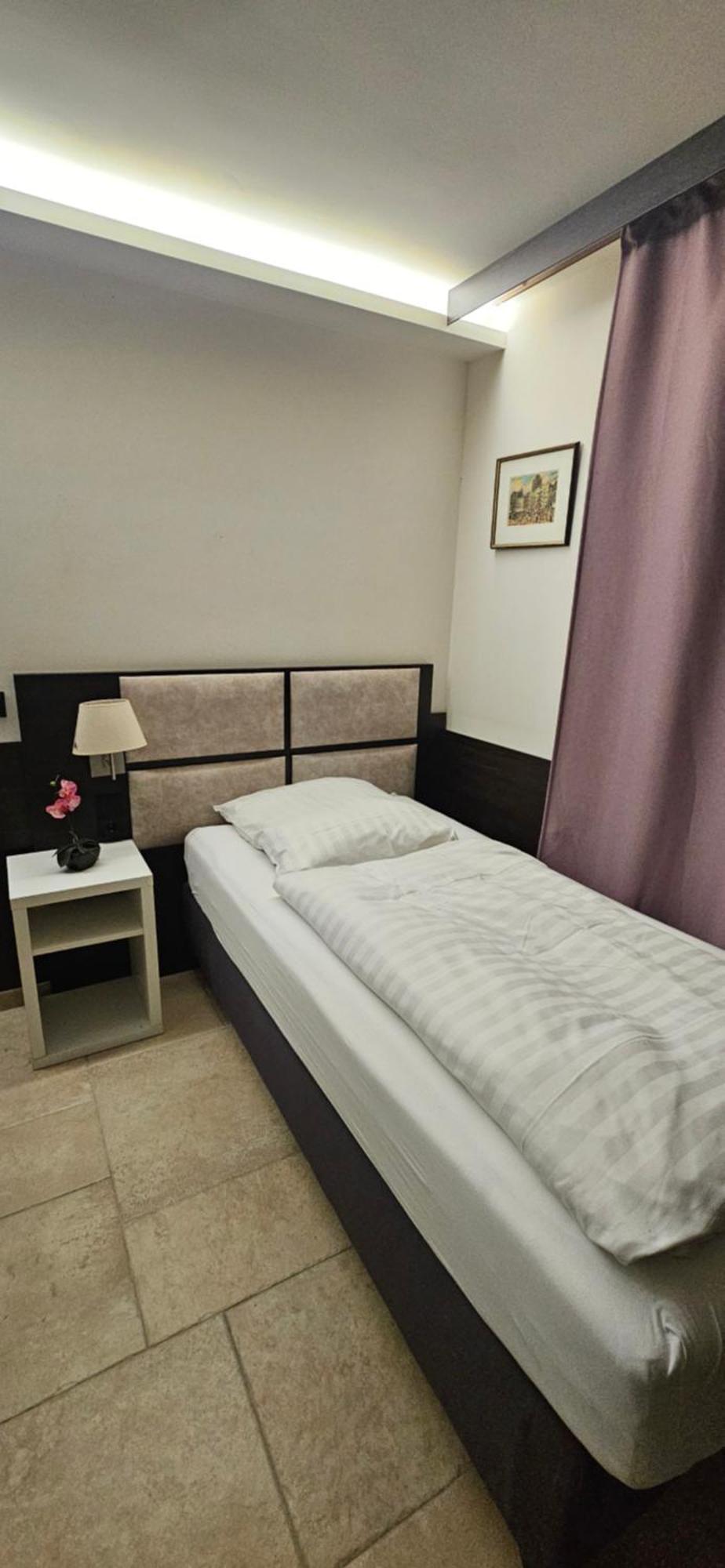 Apartment Hotel Citylight Colonia Esterno foto
